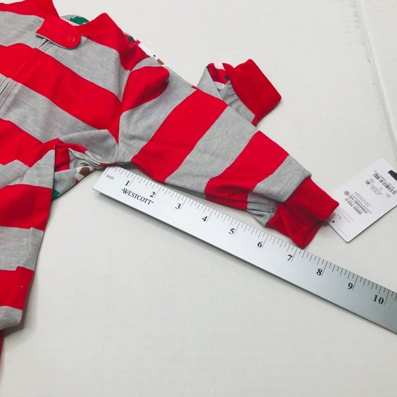 2 Pack Just One You Made By Carter's Baby 12 Month Dark Santa Footed Pajama New - Picture 11 of 16